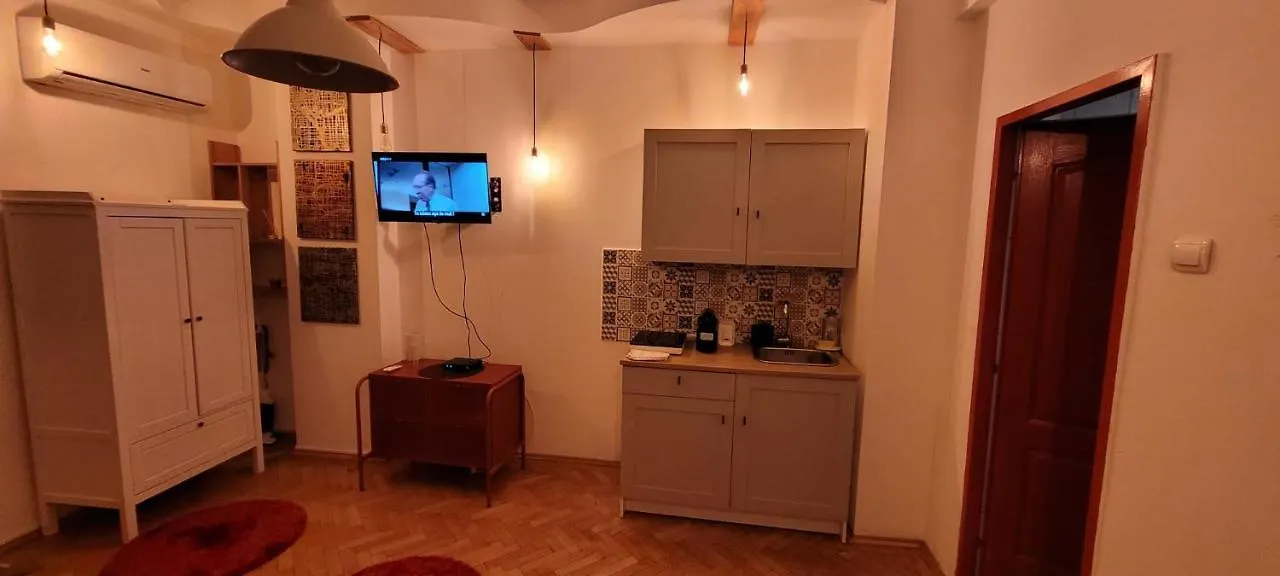 Maurice Central Bucharest Apartment